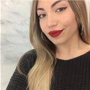 Estudiante de un grado universitario, Lengua Española y Literatura. Me ofrezco a dar clases de lengua, desde primaria hasta la ESO